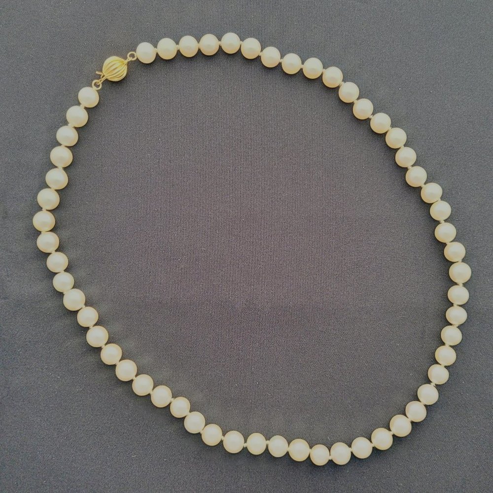 14K Gold  Pearl Necklace with Earrings